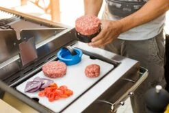 Napoleon Burgerpers 3-in-1 20 Napoleon Burgerpers 3-in-1 -Barbecue Gereedschaps Winkel 0629162700605 10